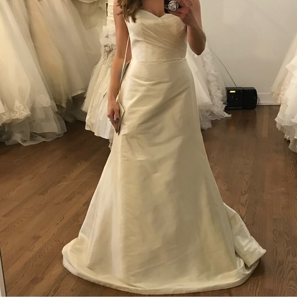 NWT Essence of Australia Strapless Ballgown Wedding Dress, Size 10 - Picture 8 of 9